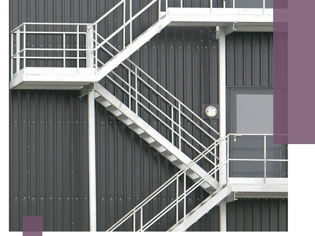 Изготовление и монтаж пожарных лестниц в Кореновске быстро и надежно