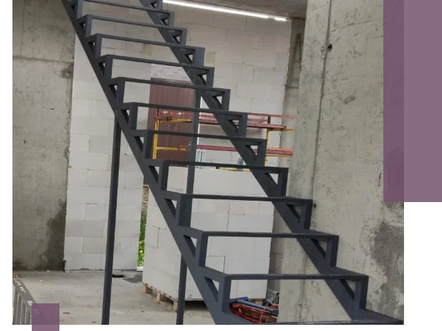 Демонтаж металлических лестниц в Кореновске быстро и безопасно