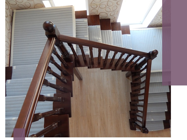 П-образные лестницы под ключ в Кореновске — изготовление и монтаж