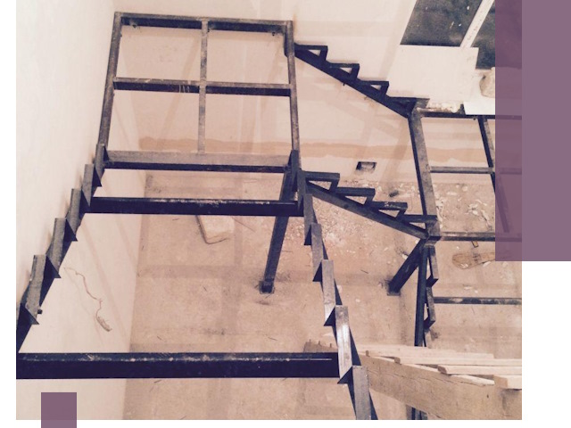 Монтаж лестниц на металлокаркасе в Кореновске быстро и качественно