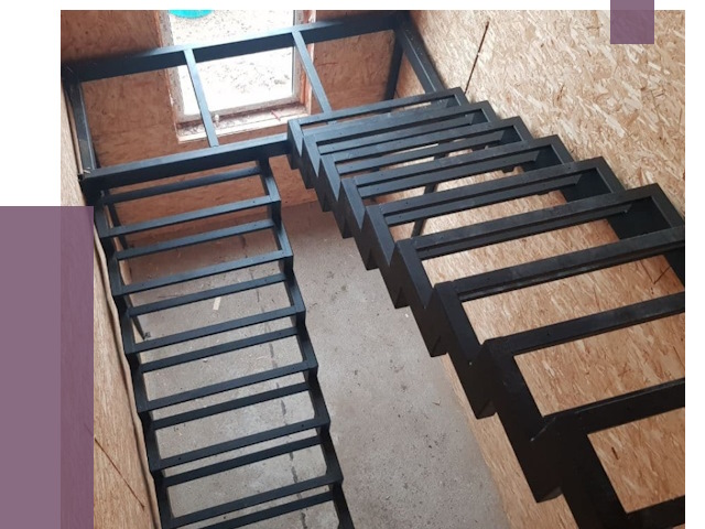 Демонтаж лестниц на металлокаркасе в Кореновске от 7462 руб. за м²