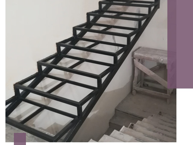 Демонтаж лестниц на металлокаркасе в Кореновске: быстрый вывоз и разбор