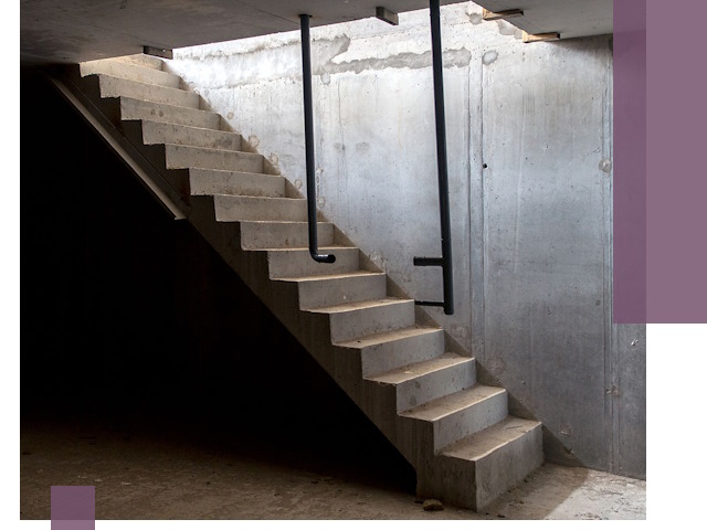 Изготовление и монтаж лестниц в подвале в Кореновске