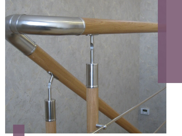 Комбинированные перила на заказ в Кореновске — монтаж и производство