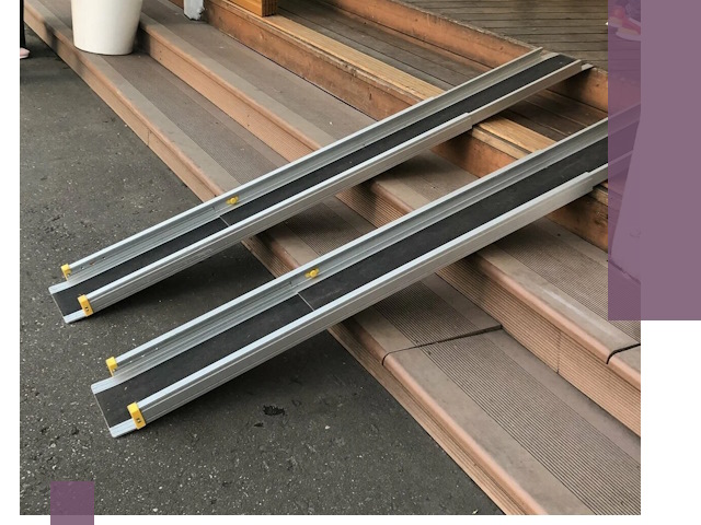 Телескопические пандусы под ключ в Кореновске — изготовление и монтаж