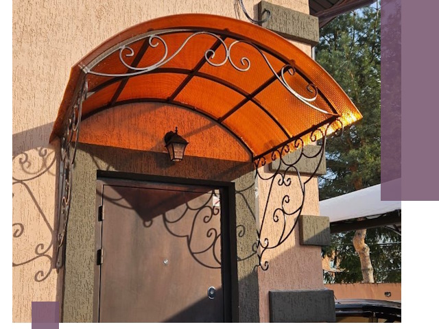 Демонтаж козырьков в Кореновске быстро и безопасно