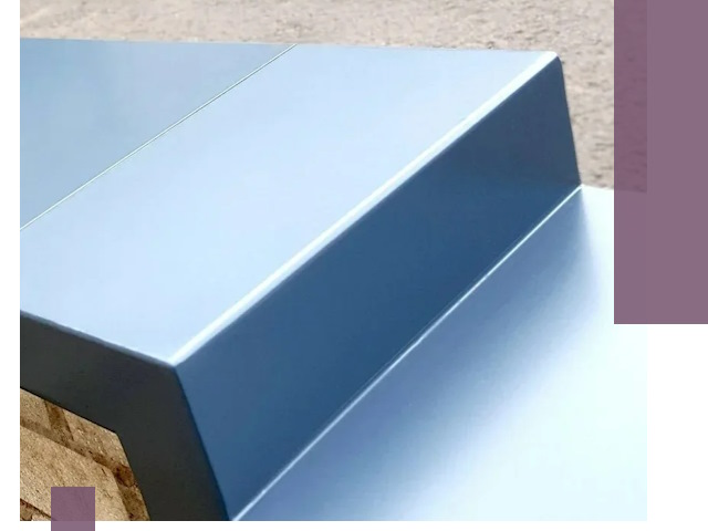 Крышки на парапет в Кореновске: изготовление и монтаж под ключ